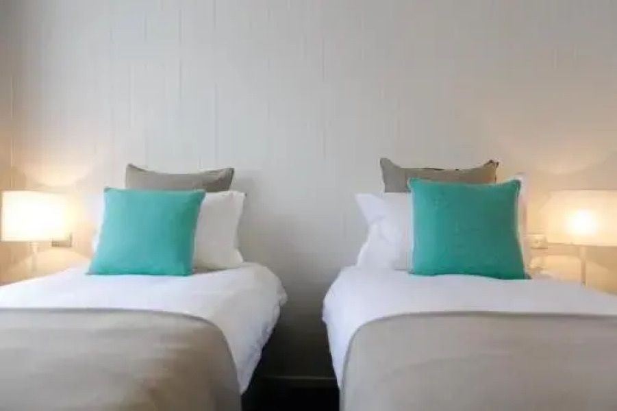 Lakes Edge Apartments