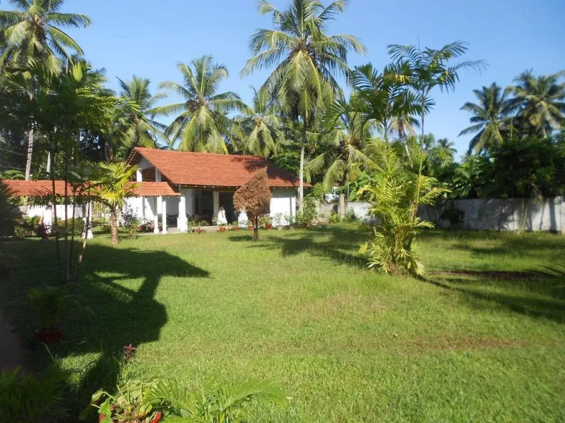 OYO 422 Sunnys Guest House