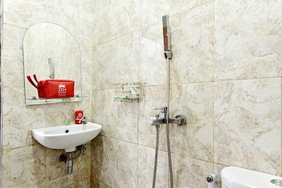 ZEN Rooms Cibogo Megamendung Puncak