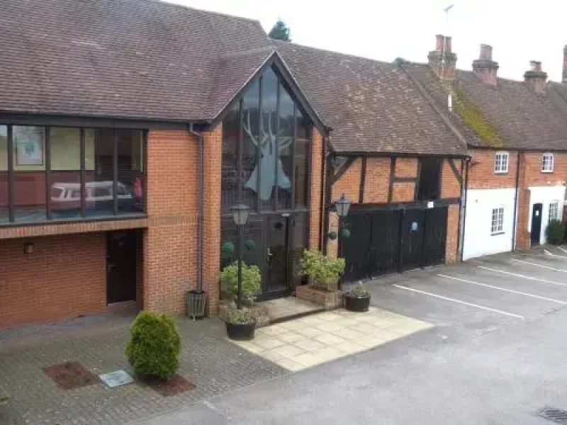 Innkeepers Lodge Hook