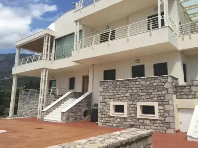 Elaianthos