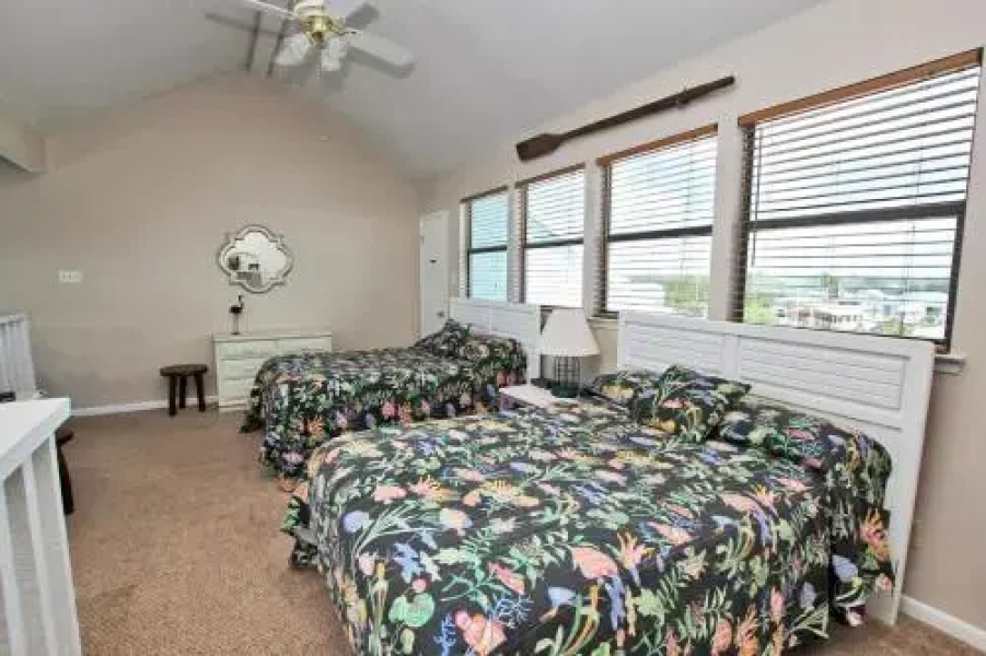 Ocean Reef 115