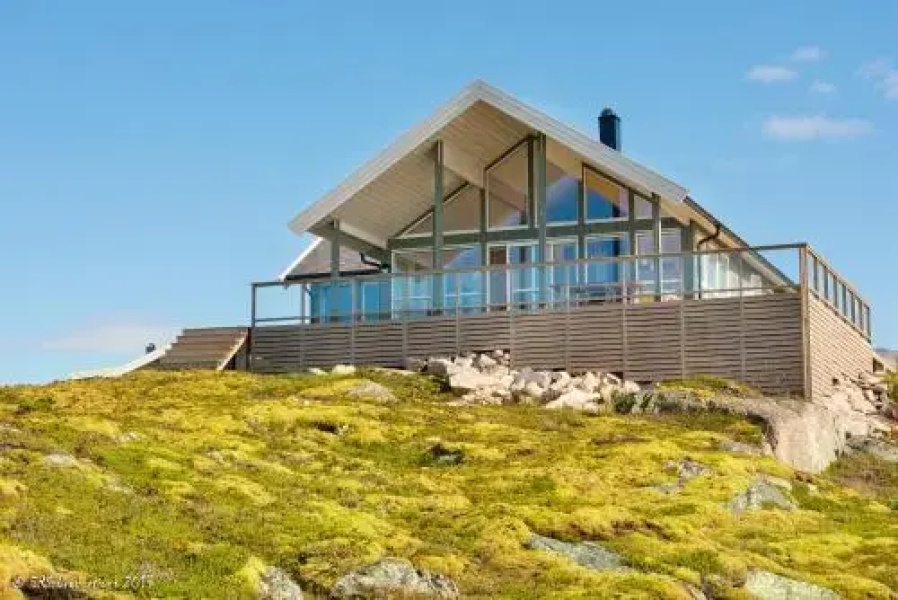 Vestfjord Service Villa