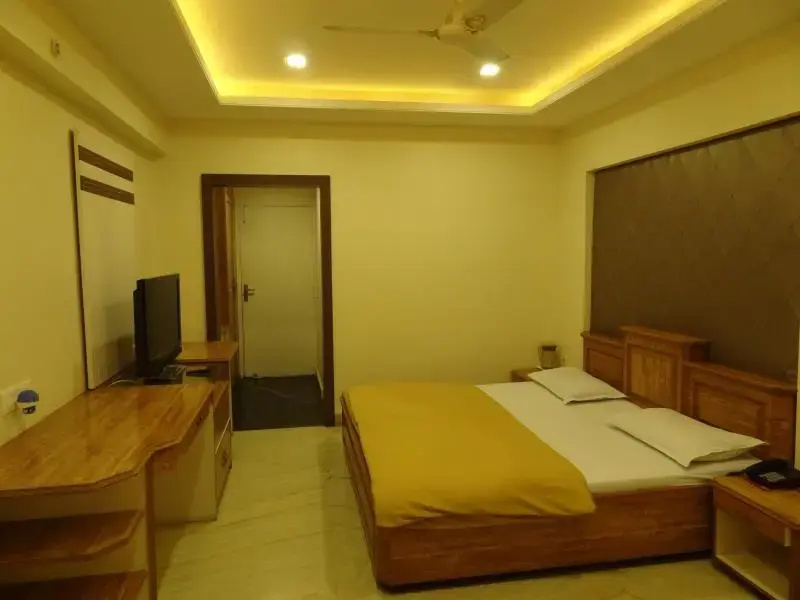 Hotel Ajanta Palace