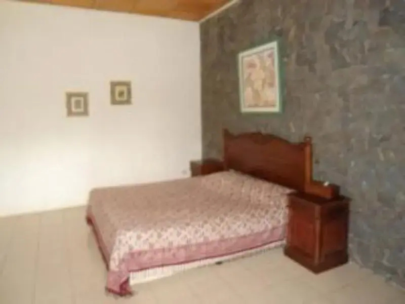 Nasta Inn Trawas