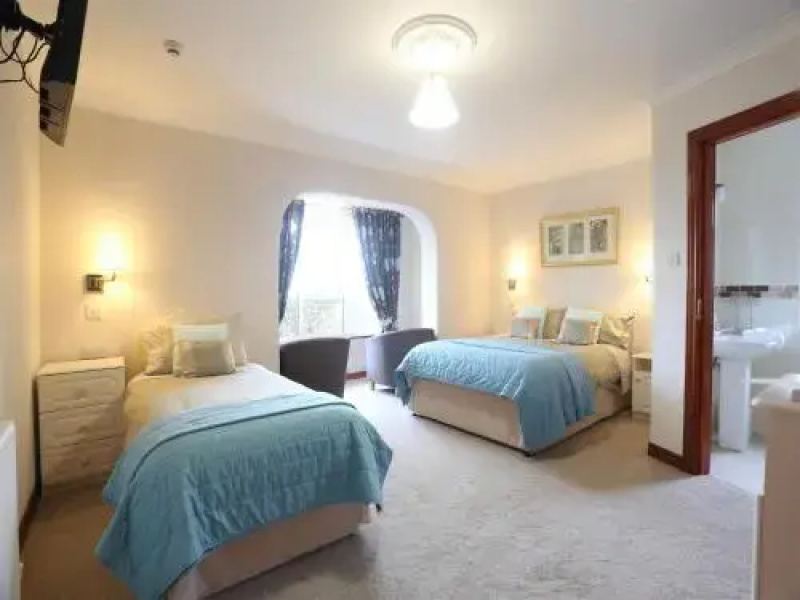 The Arches Country House