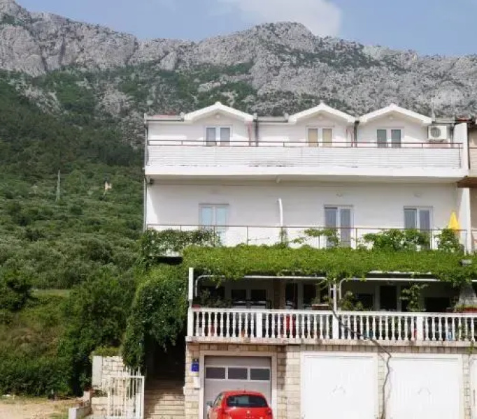 Apartments Mateljak