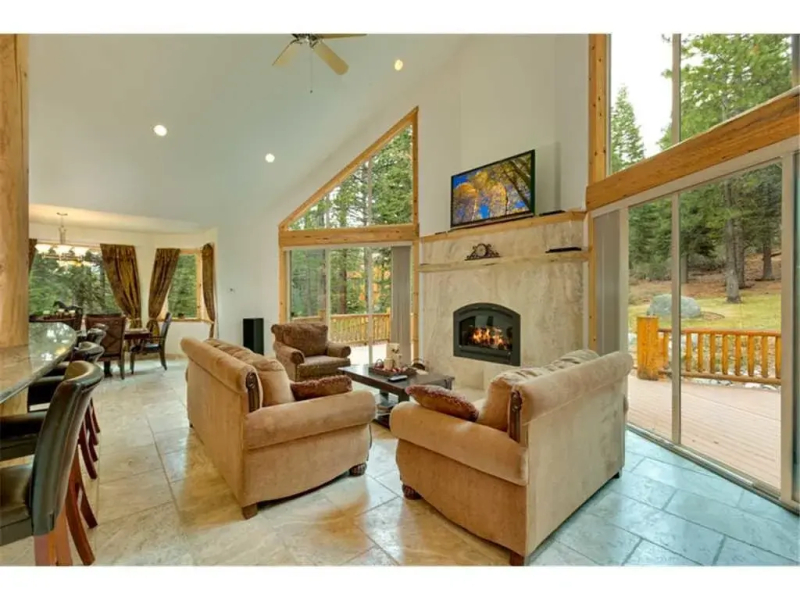 Lodgepole Pine Chalet by RedAwning