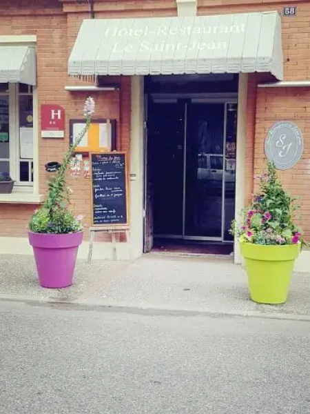 Hôtel Restaurant Le Saint Jean