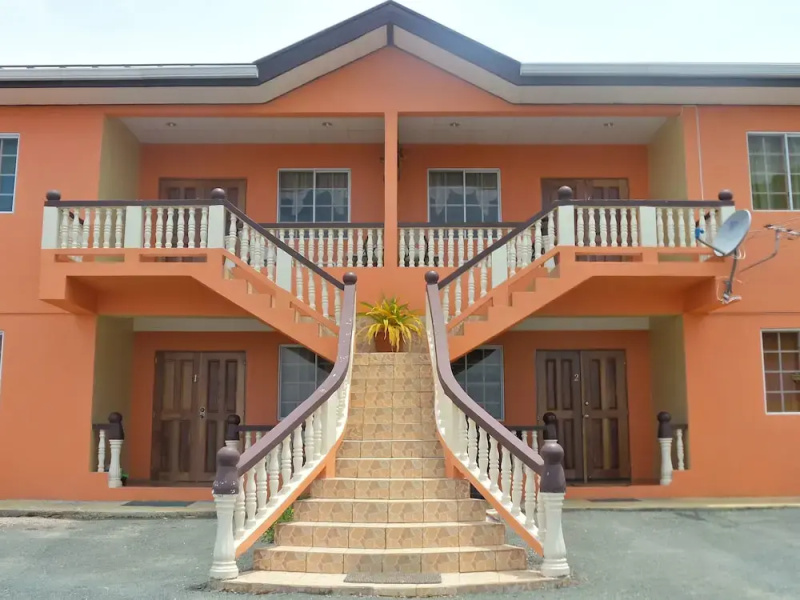 B's Guesthouse