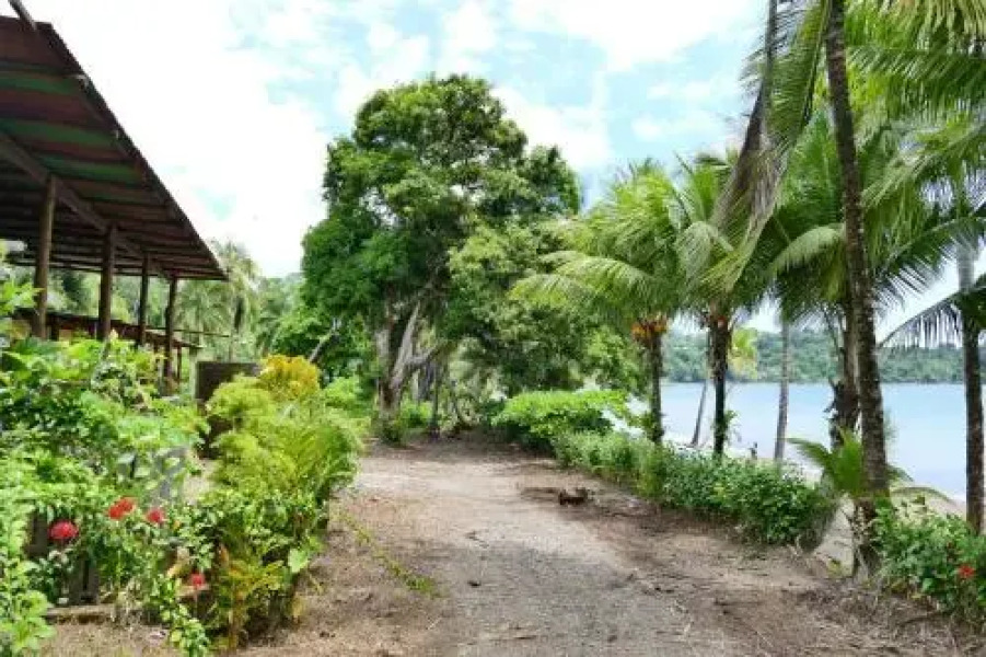 Las Brisas Tours y Cabinas