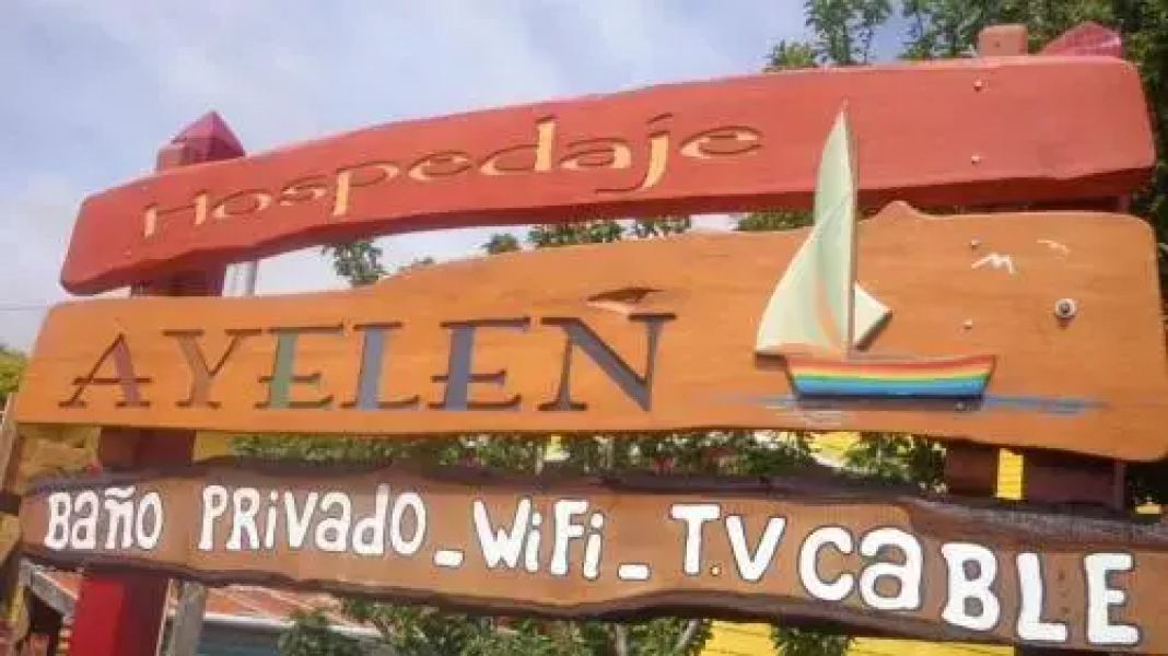 Hospedaje Ayelen