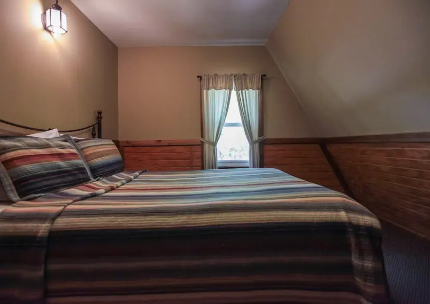 A-Frame #12 - Hocking Hills