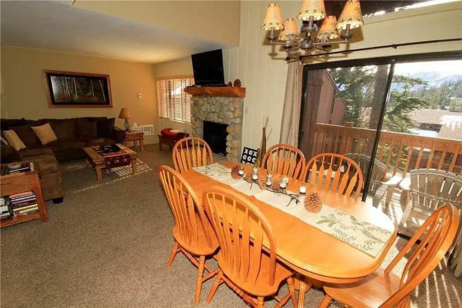 Mammoth Ski & Racquet Club #87