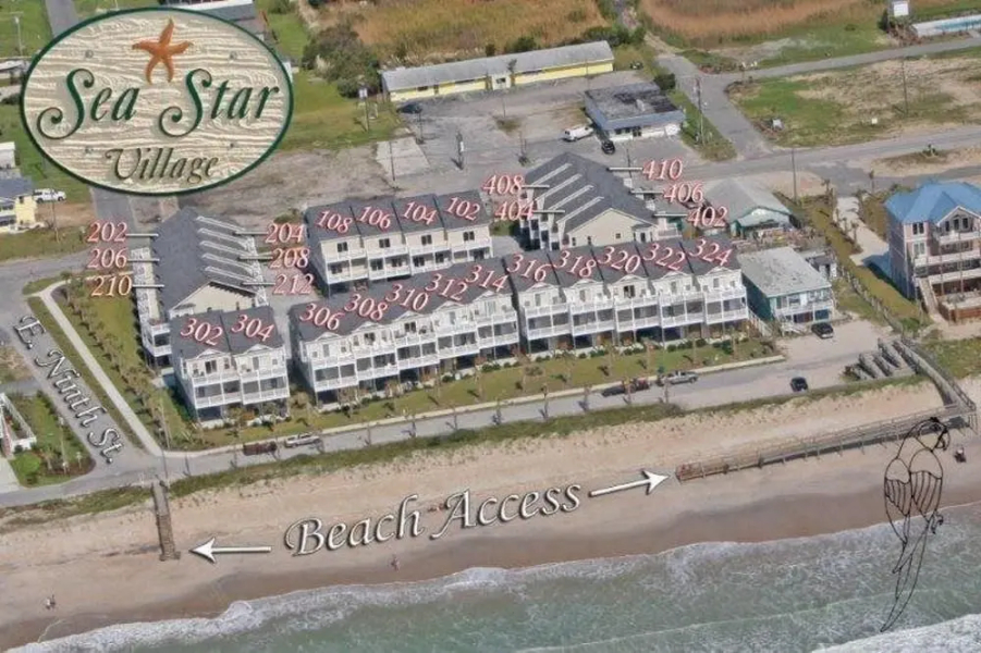 Sea Star 322 4 Br home by RedAwning