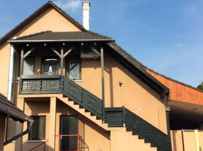 Földvár Panzió és Corner Sport Büfé