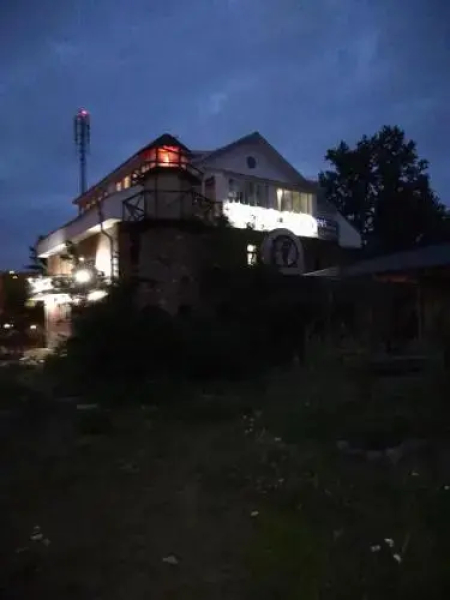 Taverna Lisya Nora