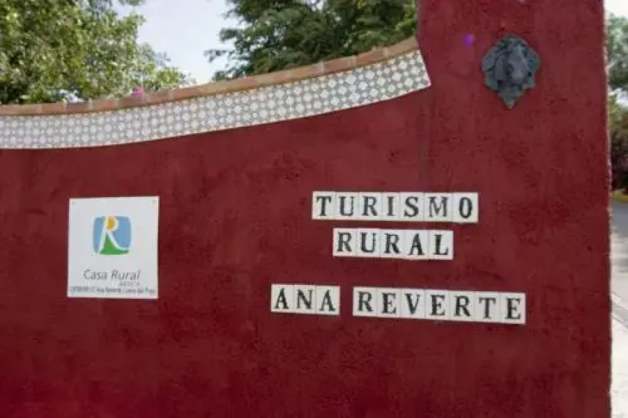 Casa Rural Ana Reverte