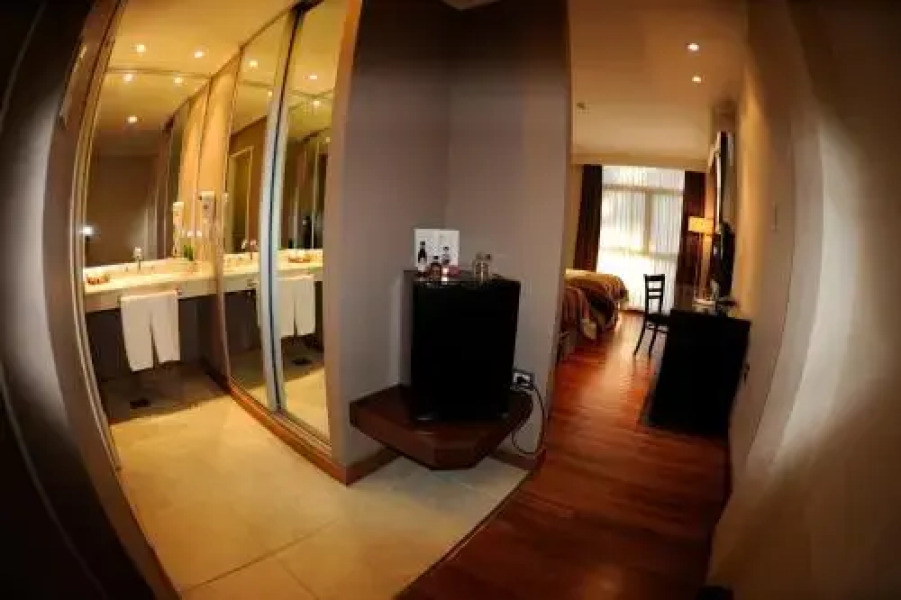 Manantiales Hotel Casino Ituzaingo