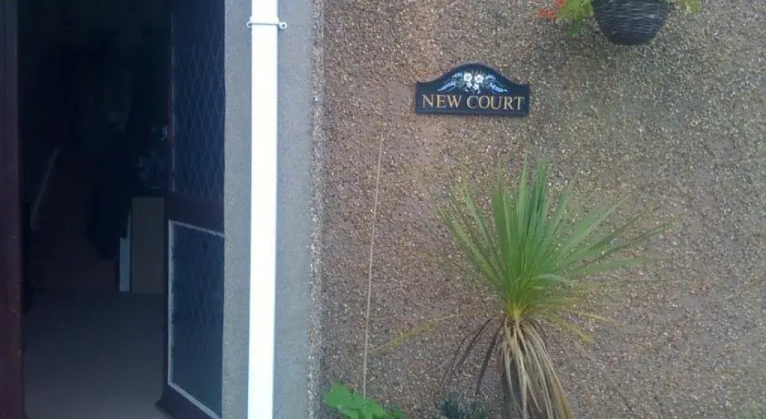 Newcourt B & B