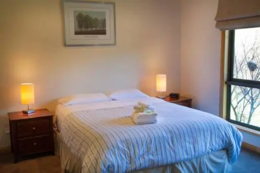 Growlers Creek Lodge