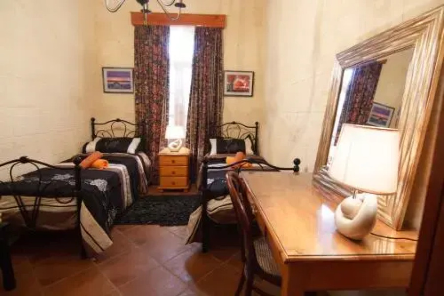 Ta' Bejza Holiday Home With Private Pool