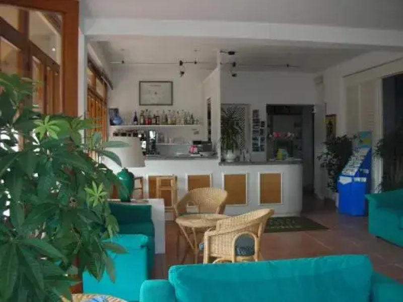 Hotel Alma