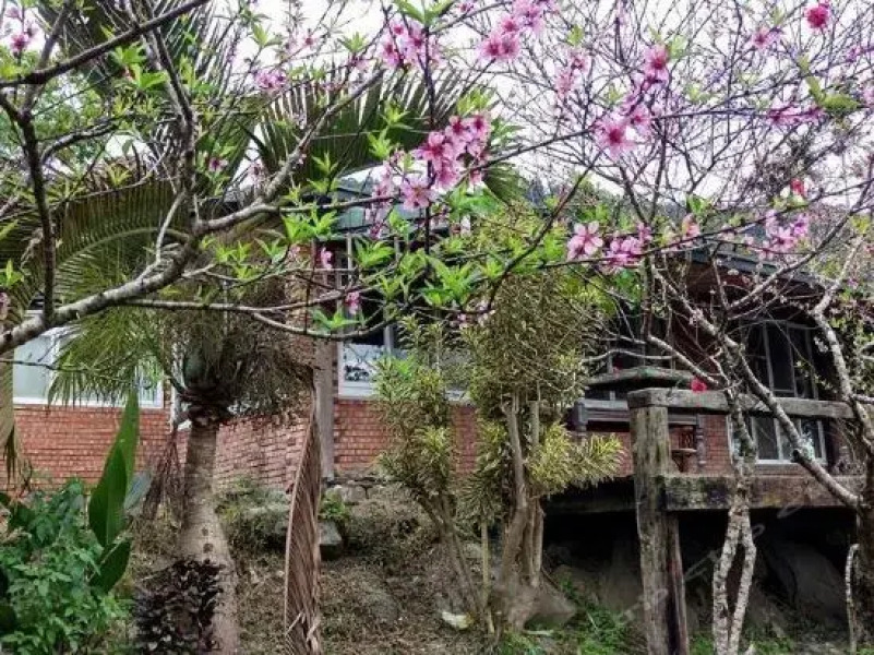 Love to Longguomai B&B