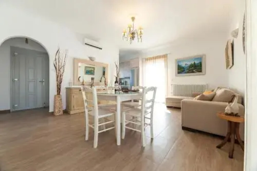 Panos Apartment Naousa