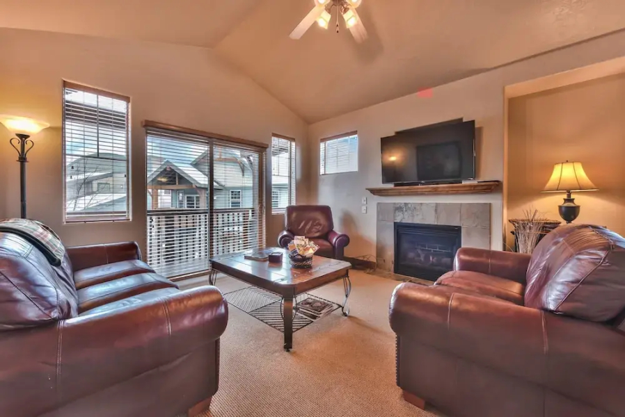 Fox Point at Redstone