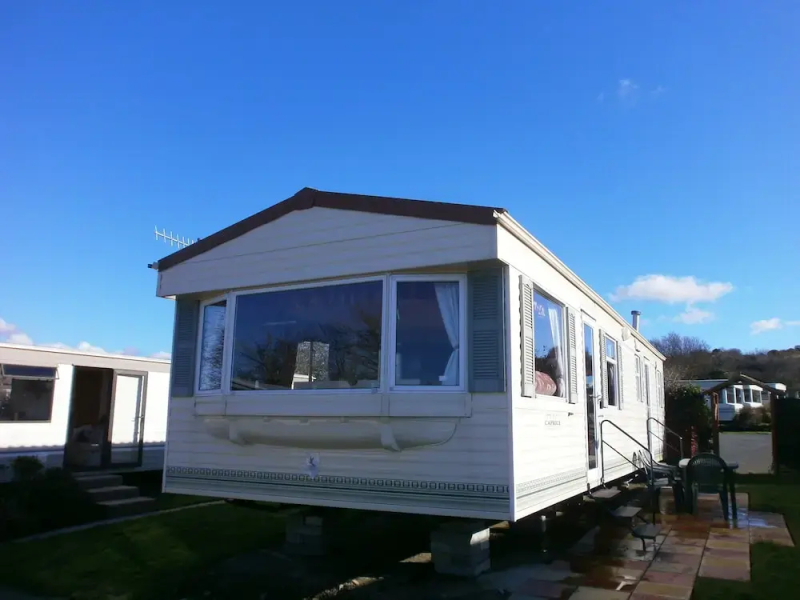 Howells Leisure Fishguard Holiday Park - Caravan Park