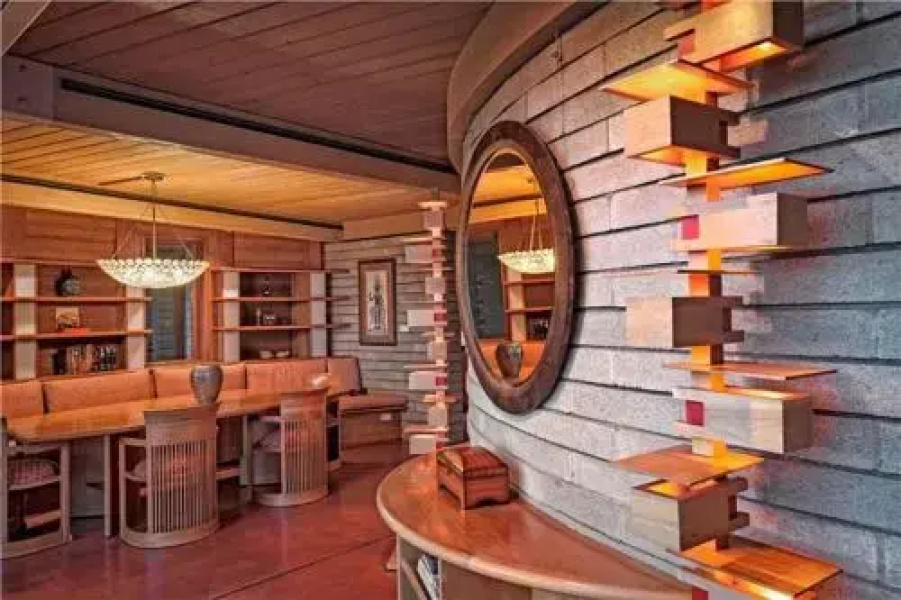 Frank Lloyd Wright Home by South Kohala Management