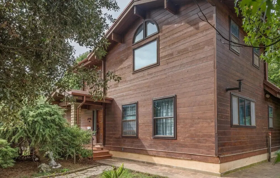 Beautiful Home in Manziana With 4 Bedrooms