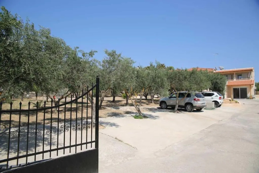 Hercules and Achilles Studio 3