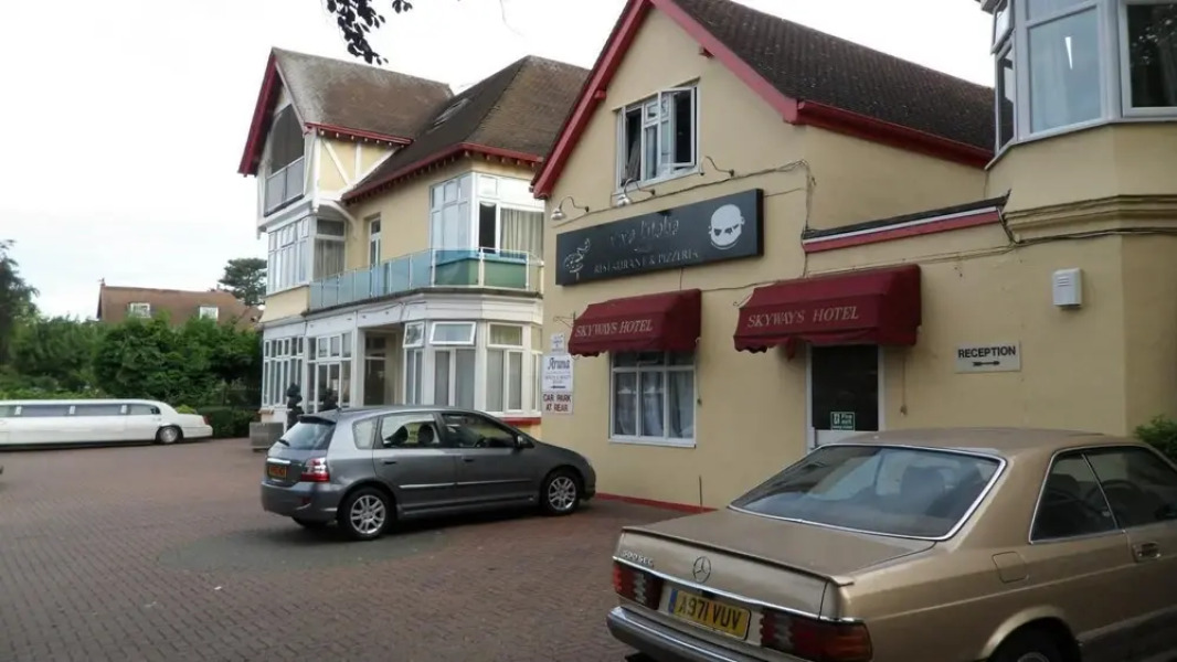 Skyways Hotel