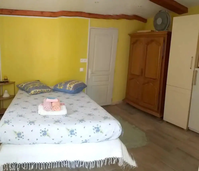 Studio In Ceyreste With Enclosed Garden And Wifi