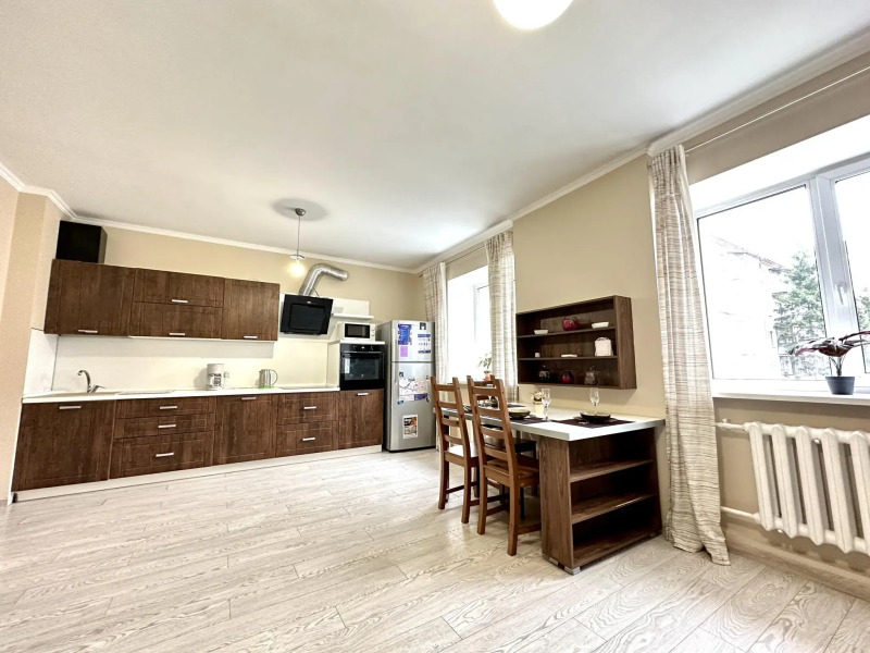 Compass (Компасс) на улице Миусская