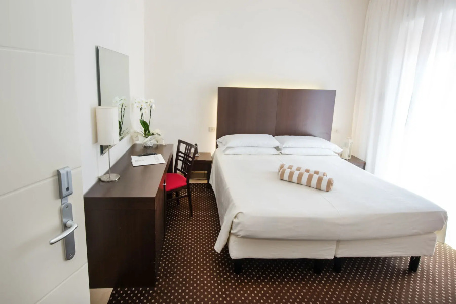 Hotel Cristina Corona