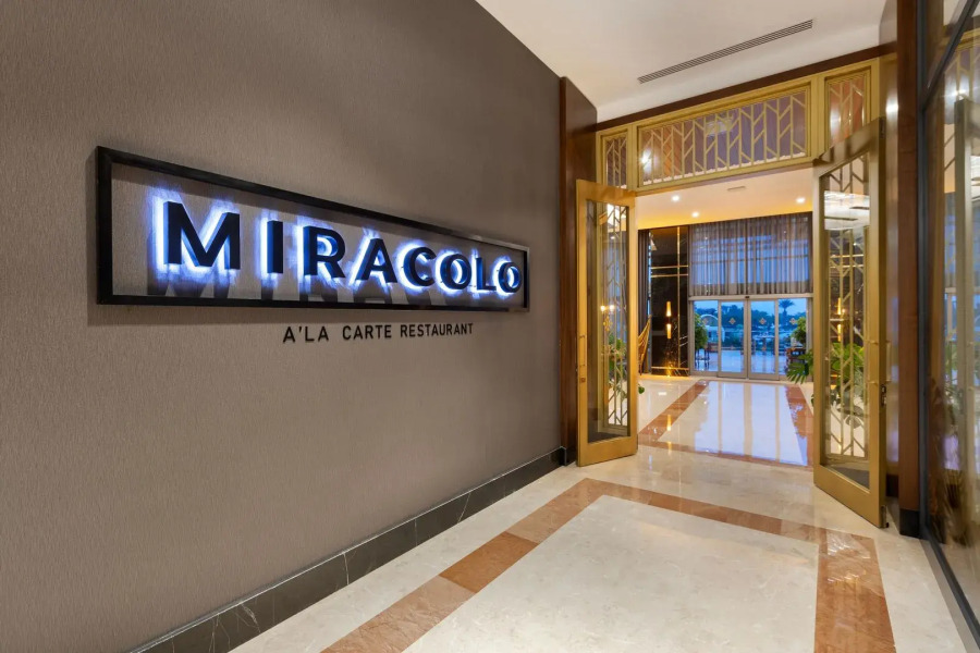 Отель Miracle Resort - All Inclusive