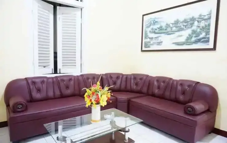 R7 Homestay Nani Wartabone