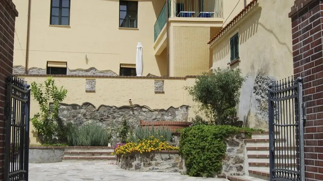 Villa Il Casale Onifai- Piano Terra