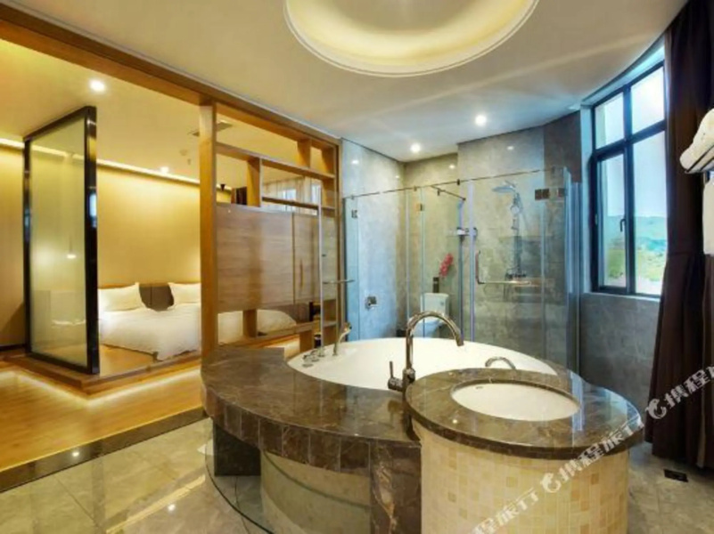 Lanmeishan Business Hotel (Pu'er Simao Airport)
