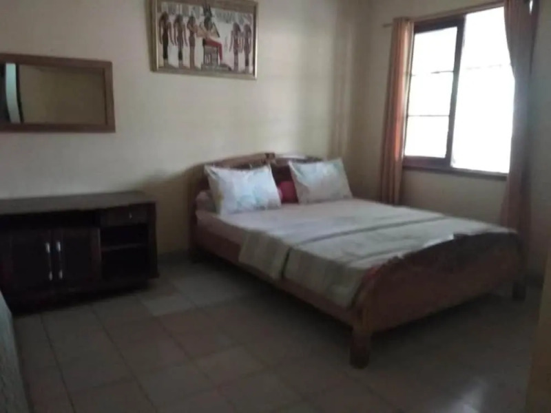 Kondominium Lippo Carita Selatan