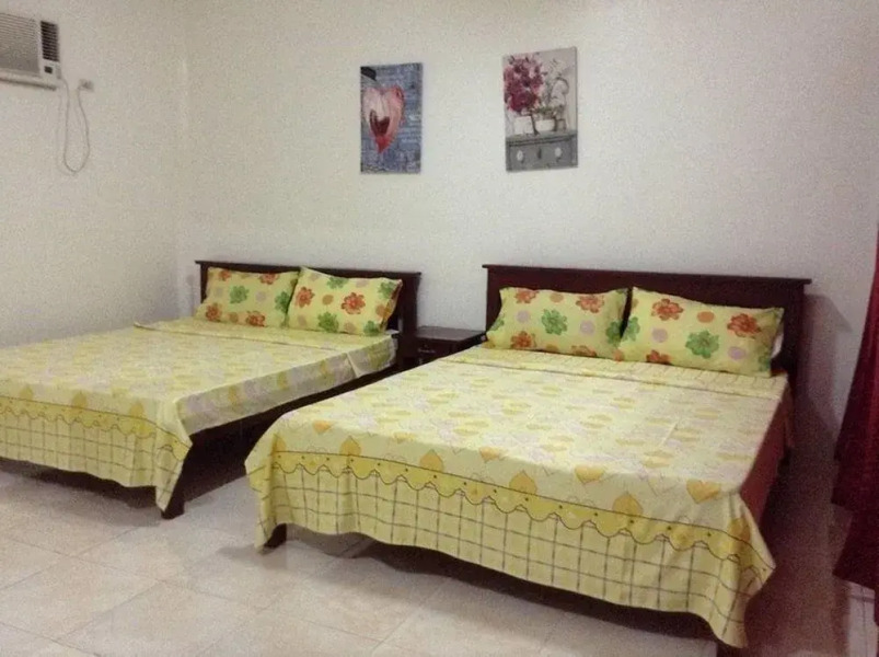 Larville Pool Garden Resort & Restaurant