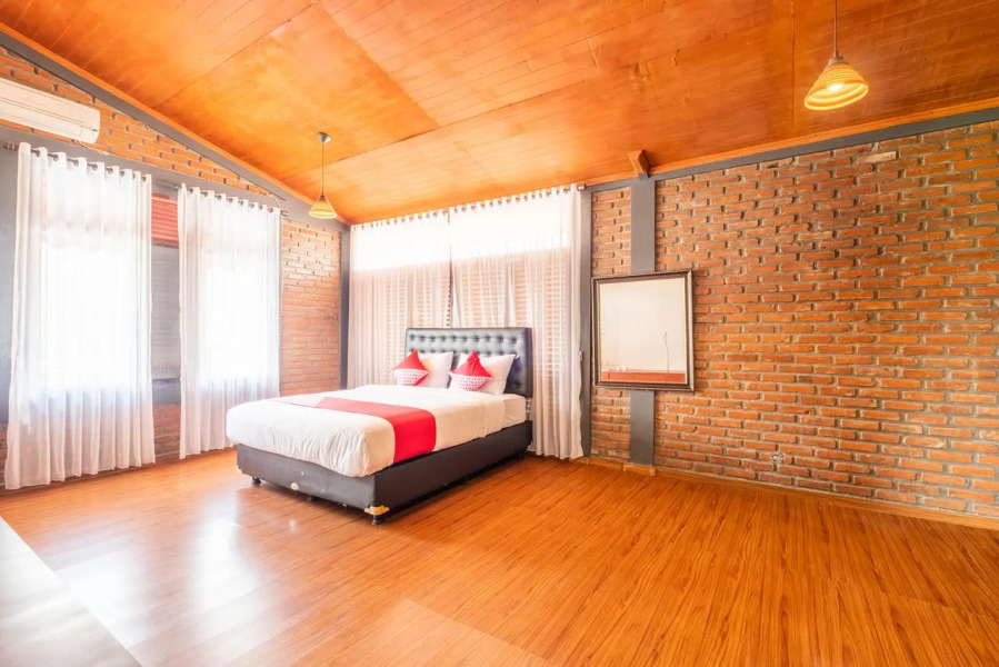 OYO 900 Villa Buleud