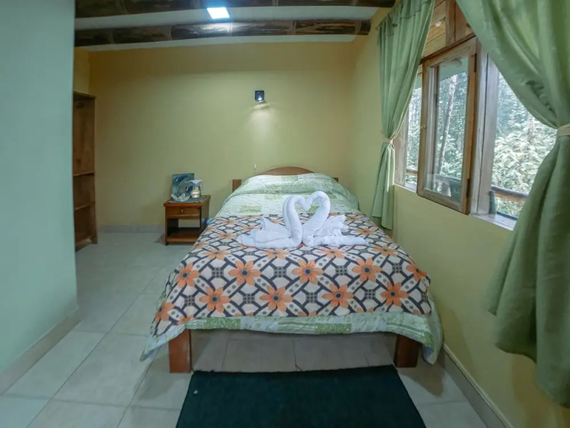 Birdwatchers House y Lodge