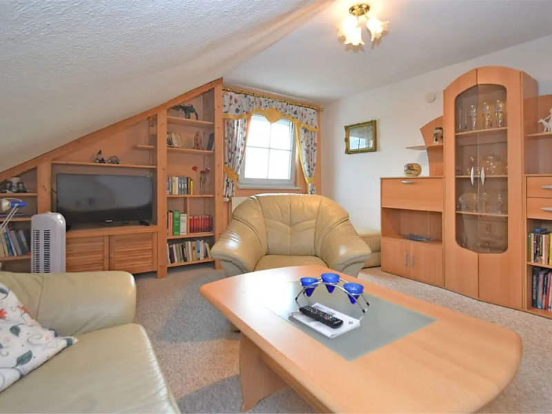 Lovely Apartment with Private Terrace, Garden,Bbq,Deckchairs