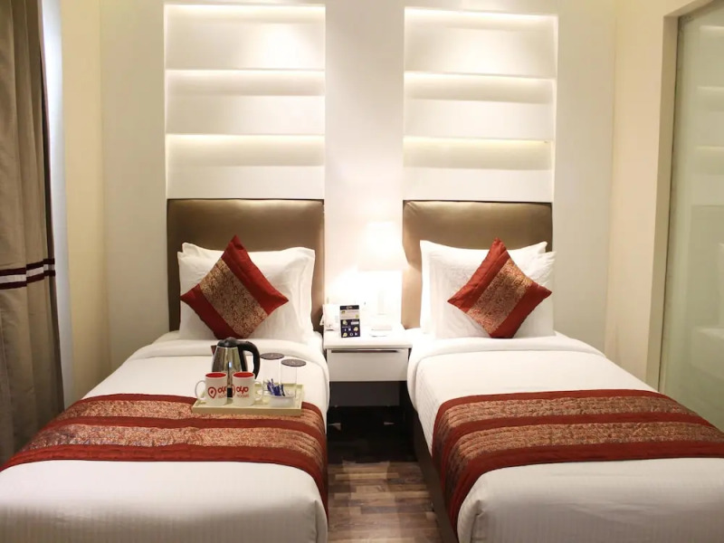 OYO 2637 Hotel Picasso Prive