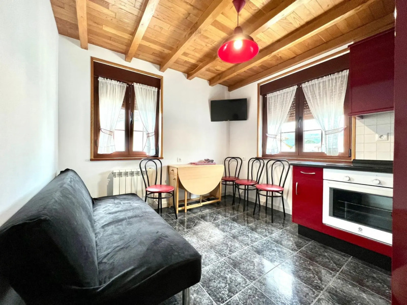 Casa de 3 dormitorios con Wifi en finca compartida