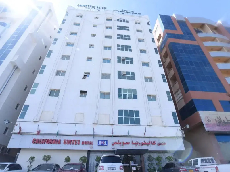 OYO 274 California Suites